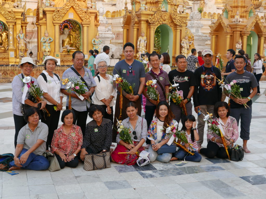 shwedagon pagoda 2017 visitors