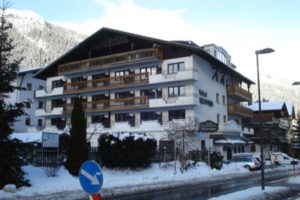 Mark Warner Rosanna Hotel, St Anton, Austria Mark Warner Rosanna Hotel, St Anton, Austria